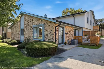 8329 Portsmouth Drive #C, Darien, IL 60561 - Photo 2