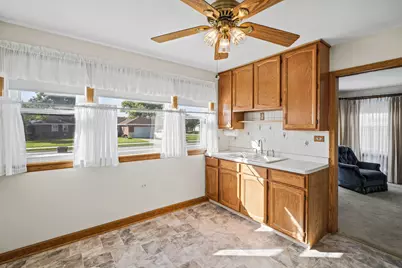 4455 Scott Street, Schiller Park, IL 60176 - Photo 8