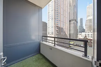 235 W Van Buren Street #2216, Chicago, IL 60607 - Photo 8