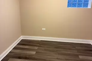 7755 S Calumet Ave, Chicago, IL 60619 - Photo 10