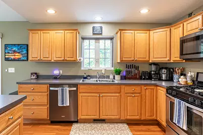 38114 N Dewey Street, Spring Grove, IL 60081 - Photo 10