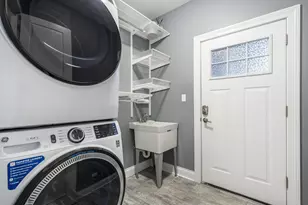 1740 W Catalpa Ave, Chicago, IL 60640 - Photo 26