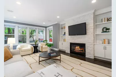 1740 W Catalpa Avenue #1E, Chicago, IL 60640 - Photo 2