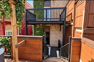 3437 S Giles Ave, Chicago, IL 60616 - Photo 14