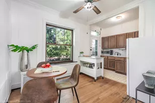 1522 E 59th St, Chicago, IL 60637 - Photo 10