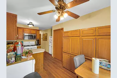 9316 S 54th Avenue, Oak Lawn, IL 60453 - Photo 8
