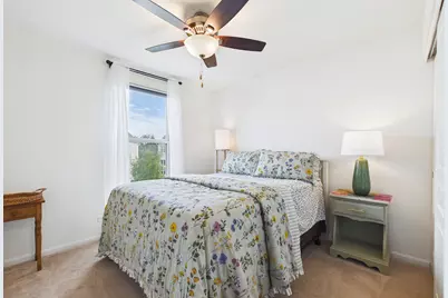 3402 Neubauer Circle, Lindenhurst, IL 60046 - Photo 14