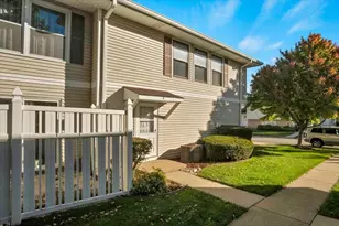 15340 Holly Ct, Oak Forest, IL 60452 - Photo 2