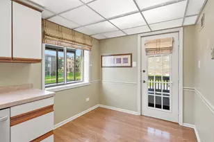6419 Oak Forest Ave, Tinley Park, IL 60477 - Photo 14