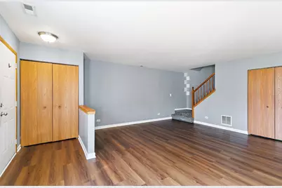 [Address not provided], Woodstock, IL 60098 - Photo 4