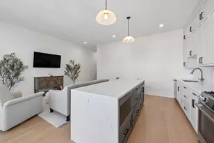 4939 N Damen Ave, Chicago, IL 60625 - Photo 10