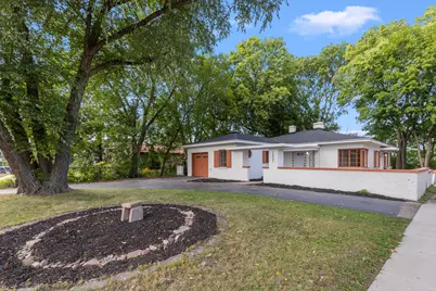 1822 E State Street, Rockford, IL 61104 - Photo 1