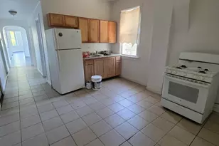 2041 W Marquette Rd, Chicago, IL 60636 - Photo 16