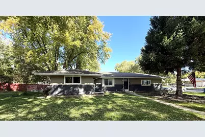 1500 Evergreen Street, Saint Charles, IL 60174 - Photo 30