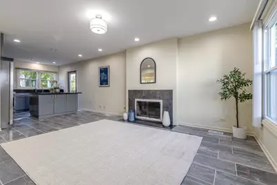 1002 Hobson Drive, Buffalo Grove, IL 60089 - Photo 12