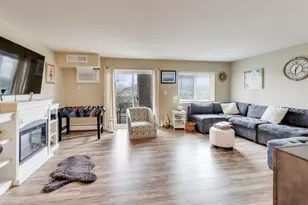 445 S Cleveland Ave, Arlington Heights, IL 60005 - Photo 2
