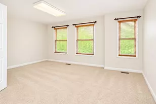 4756 N Lamon Ave, Chicago, IL 60630 - Photo 12