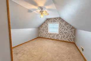 5461 N New England Ave, Chicago, IL 60656 - Photo 10