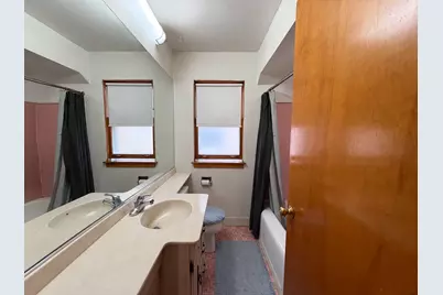 5461 N New England Avenue, Chicago, IL 60656 - Photo 8