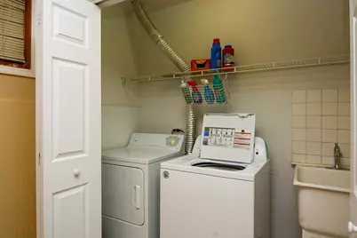 1720 W Augusta Avenue #1, Chicago, IL 60622 - Photo 20