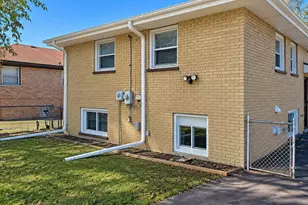2217 W 156th Pl, Markham, IL 60426 - Photo 10