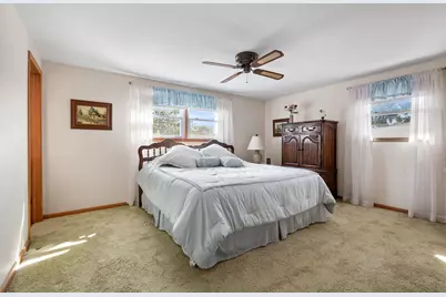 9429 Ozark Avenue, Morton Grove, IL 60053 - Photo 18