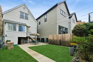 1721 W Foster Ave, Chicago, IL 60640 - Photo 4