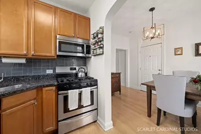 6137 N Hoyne Avenue #2, Chicago, IL 60659 - Photo 10