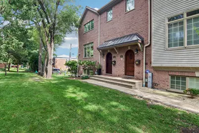 463 Summit Avenue #D, Park Ridge, IL 60068 - Photo 2