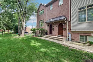 463 Summit Ave, Park Ridge, IL 60068 - Photo 2