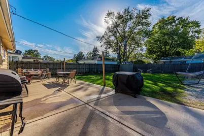 840 N Craig Place, Addison, IL 60101 - Photo 20