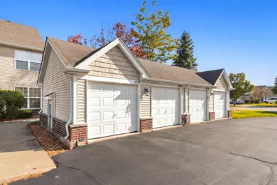 1926 Parkside Drive #1926, Shorewood, IL 60404 - Photo 4