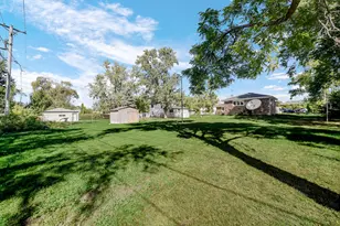 7903 W 102nd St, Palos Hills, IL 60465 - Photo 22