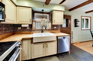 1216 E Mayfair Rd, Arlington Heights, IL 60004 - Photo 10