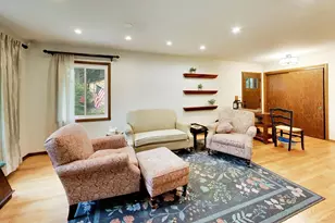 1216 E Mayfair Rd, Arlington Heights, IL 60004 - Photo 4