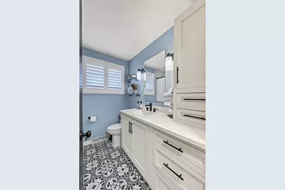 7058 W 63rd Place, Chicago, IL 60638 - Photo 12