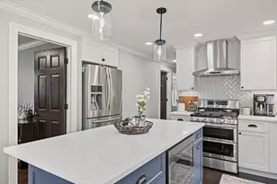 7058 W 63rd Pl, Chicago, IL 60638 - Photo 18