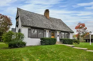 426 E Prairie Ave, Wheaton, IL 60187 - Photo 1