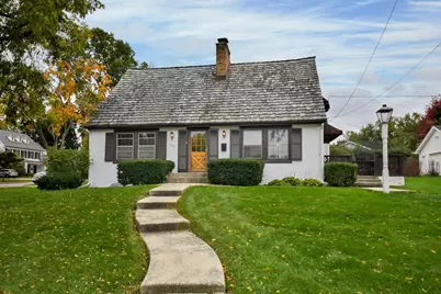 426 E Prairie Avenue, Wheaton, IL 60187 - Photo 2