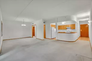 55 S Hale St, Palatine, IL 60067 - Photo 6