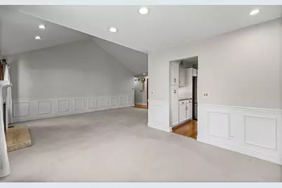 189 Country Club Drive, Prospect Heights, IL 60070 - Photo 4