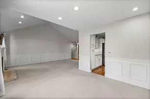 189 Country Club Dr, Prospect Heights, IL 60070 - Photo 4