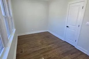12128 S Yale Ave, Chicago, IL 60628 - Photo 6