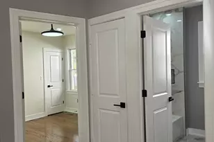 12128 S Yale Ave, Chicago, IL 60628 - Photo 8
