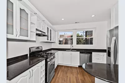 4023 S Calumet Avenue #2N, Chicago, IL 60653 - Photo 2