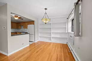 7255 N Ridge Blvd, Chicago, IL 60645 - Photo 8