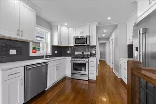 3232 N Oleander Ave, Chicago, IL 60634 - Photo 10