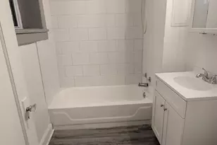 603 E 60th St, Chicago, IL 60637 - Photo 4