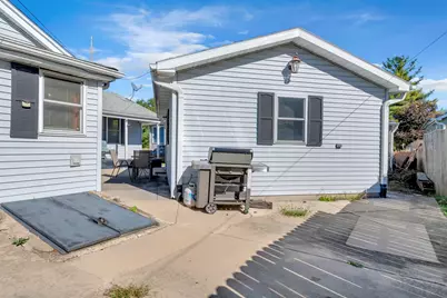 513 W Superior Street, Ottawa, IL 61350 - Photo 24