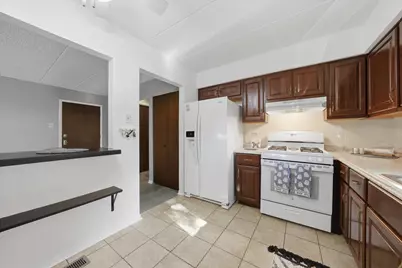 9535 Southwest Highway #2, Oak Lawn, IL 60453 - Photo 16